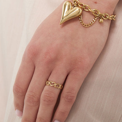 "Love All Over" Gouden Hartjes Ring - Stainless Steel - One Size - Romantisch Sieraad - 1.20g - Perfect Cadeau