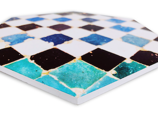 Dalles décoratives en plastique aspect mosaïque