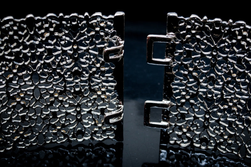 Ceinture en argent modèle droit taille moyenne
