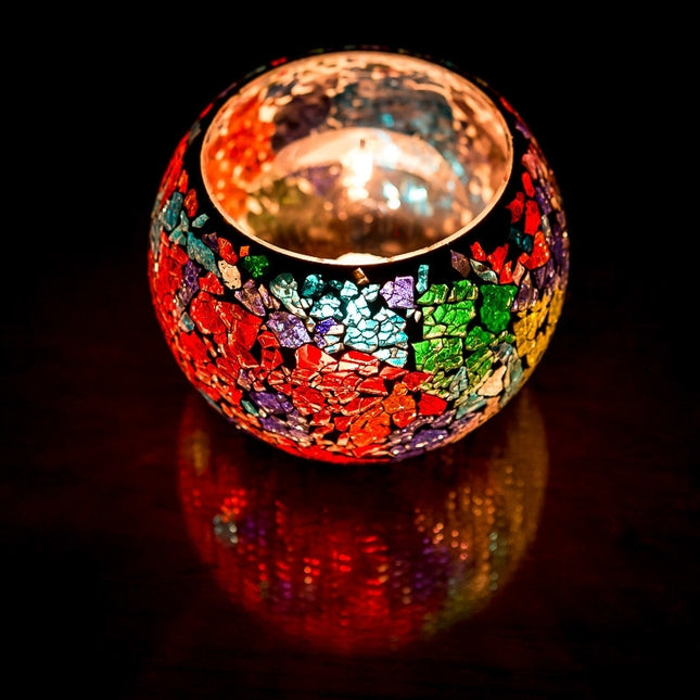 Mediterraner Teelichthalter aus Craquelé-Glas – Kugel mehrfarbig