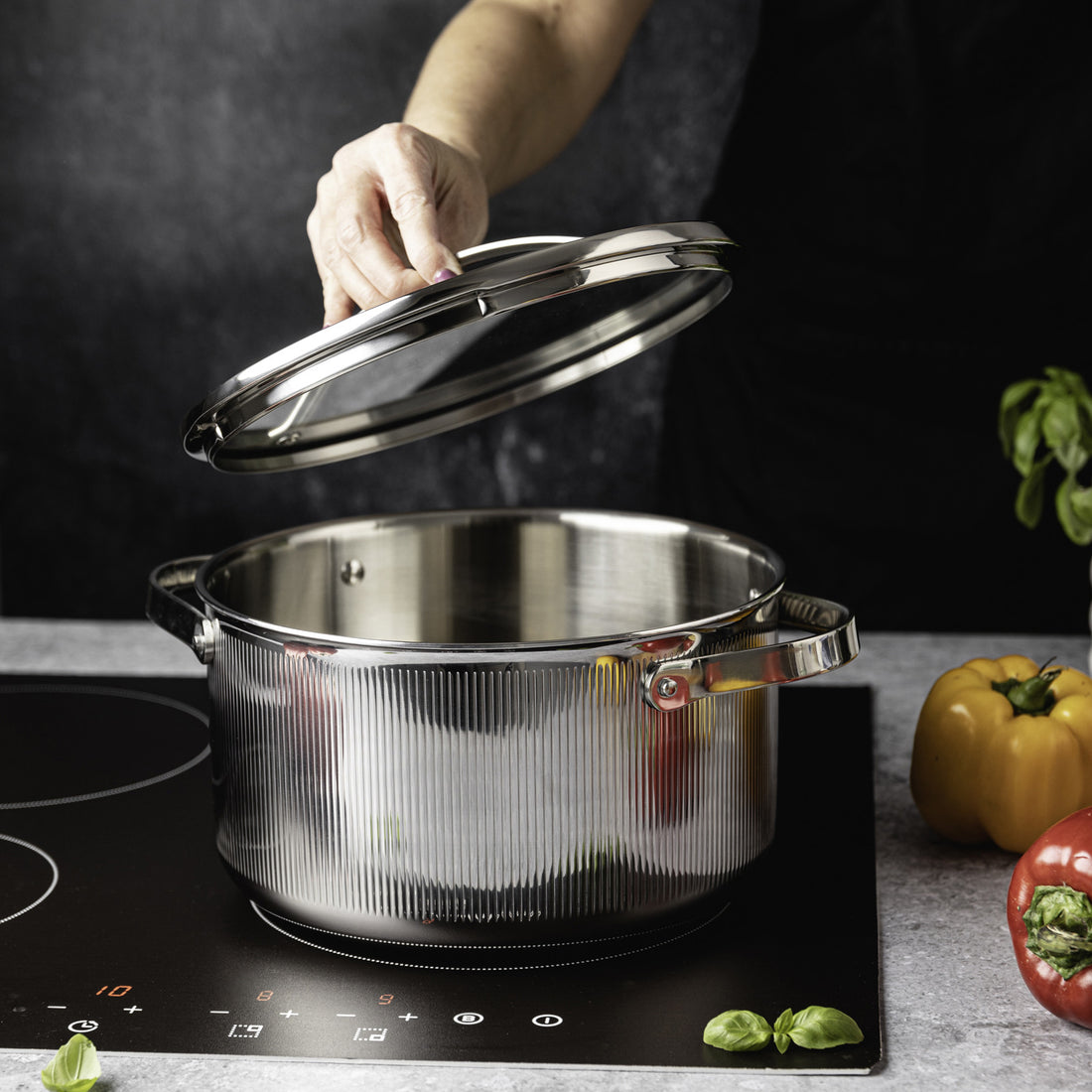 Vcasa kookpan 24 cm met afgietdeksel, 5,8 liter, 304 rvs tri-ply, Velora