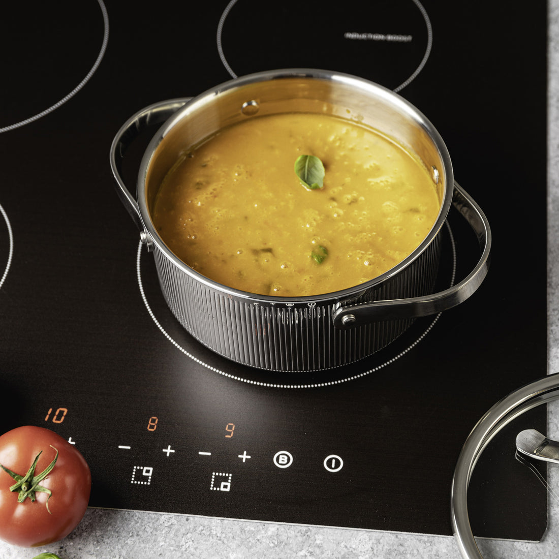 Vcasa kookpan 18 cm met afgietdeksel, 2,1 liter, rvs tri-ply, Velora