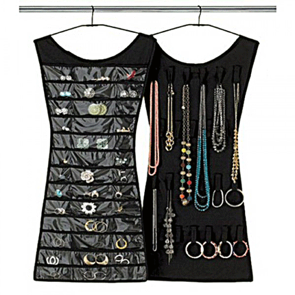 Organizer-Kleid für Schmuck und Accessoires.