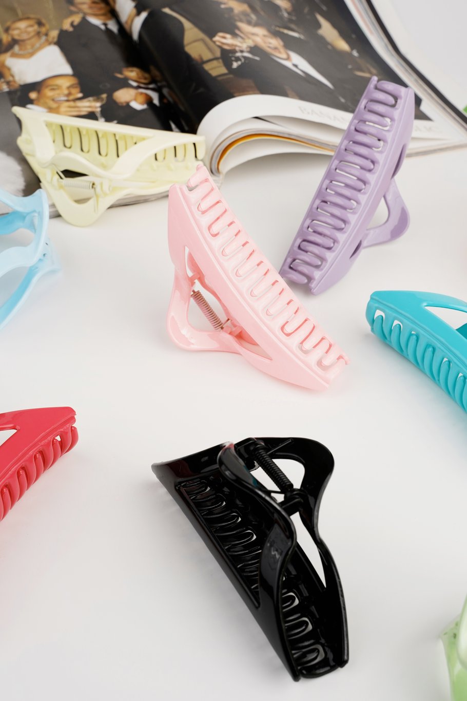 Lichtblauwe Driehoek Haarclip – Zomers Design – Plastic – 11, 5 cm