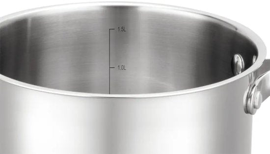 Steelpan 16 cm van rvs met glazen afgietdeksel en maataanduiding, 1,5 liter