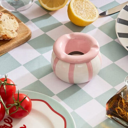 Dela Asbak - Design Asbak Keramiek - Compacte Sigaretten Asbak - Moderne Tafelasbak - Decoratieve Asbak voor Binnen - ca. Ø9 x 6 cm - Roze