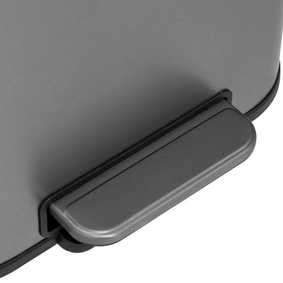 5Five Norvik Waste Bin - matte silver - stainless steel - 30 liters - 36 x 30 x 61 cm - trash can