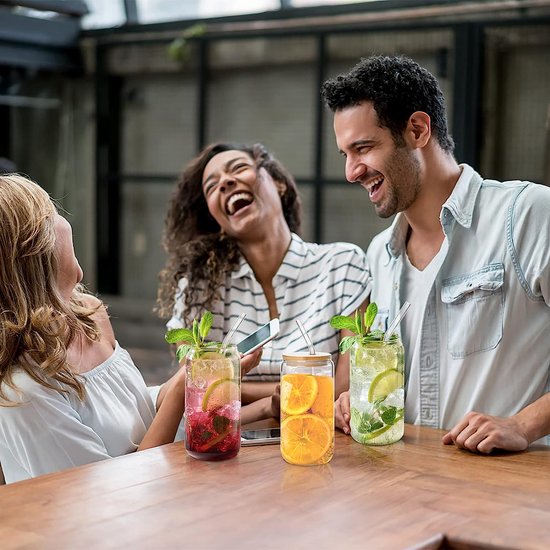 4 stuks drinkglazen met deksel en rietjes, Bubble Tea beker, ijskoffie, glazen, 500 ml, Bear Can cocktailglazen, ijskoffiebeker voor milkshakes, sappen, smoothies (halfverzegeld)