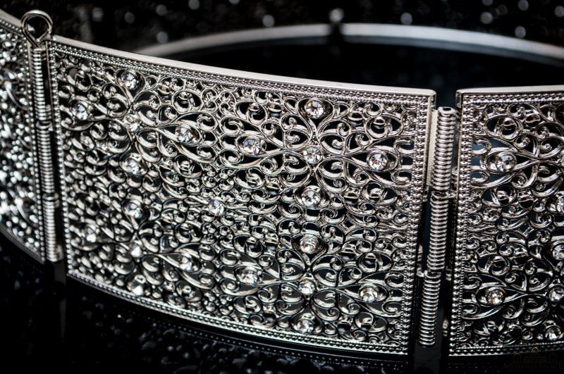 Ceinture droite étroite argentée
