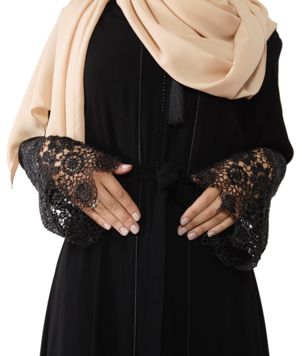 Abaya met kanten mouwen en steentjes – marineblauw of zwart, maat 40-50 – foto 2
