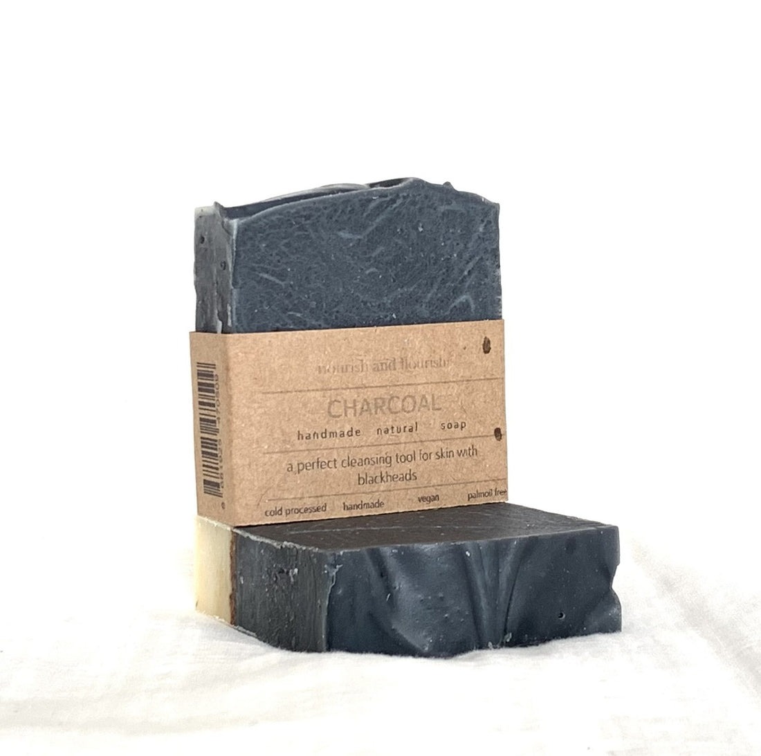 Savon au charbon actif