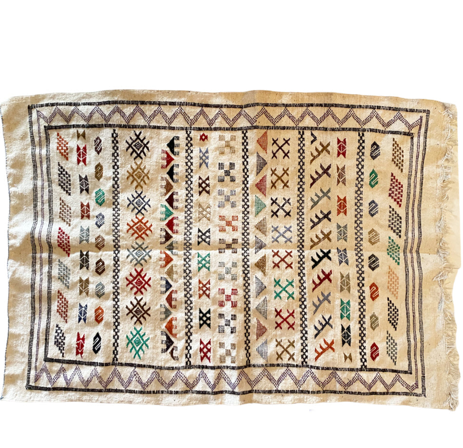 Moroccan Azilal Berber Kilim rug 150x105 cm