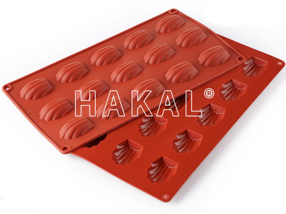 Silicone Madeleine Baking Mold for 15 cakes