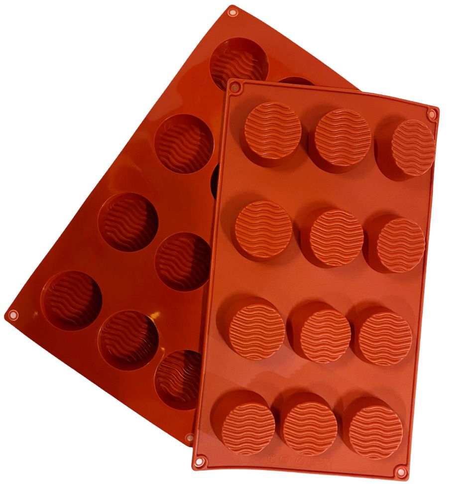 Silicone cake baking mold 12 cups