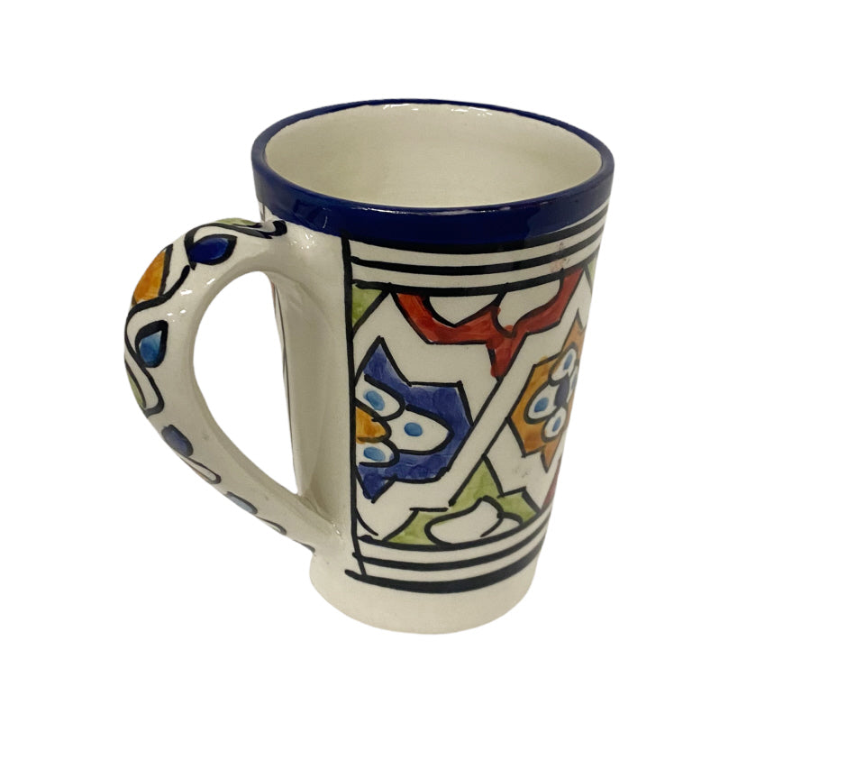 Mug en céramique faite main avec anse