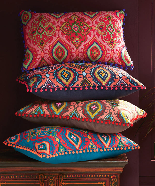 Embroidered Oriental design cushion cover 40x60cm
