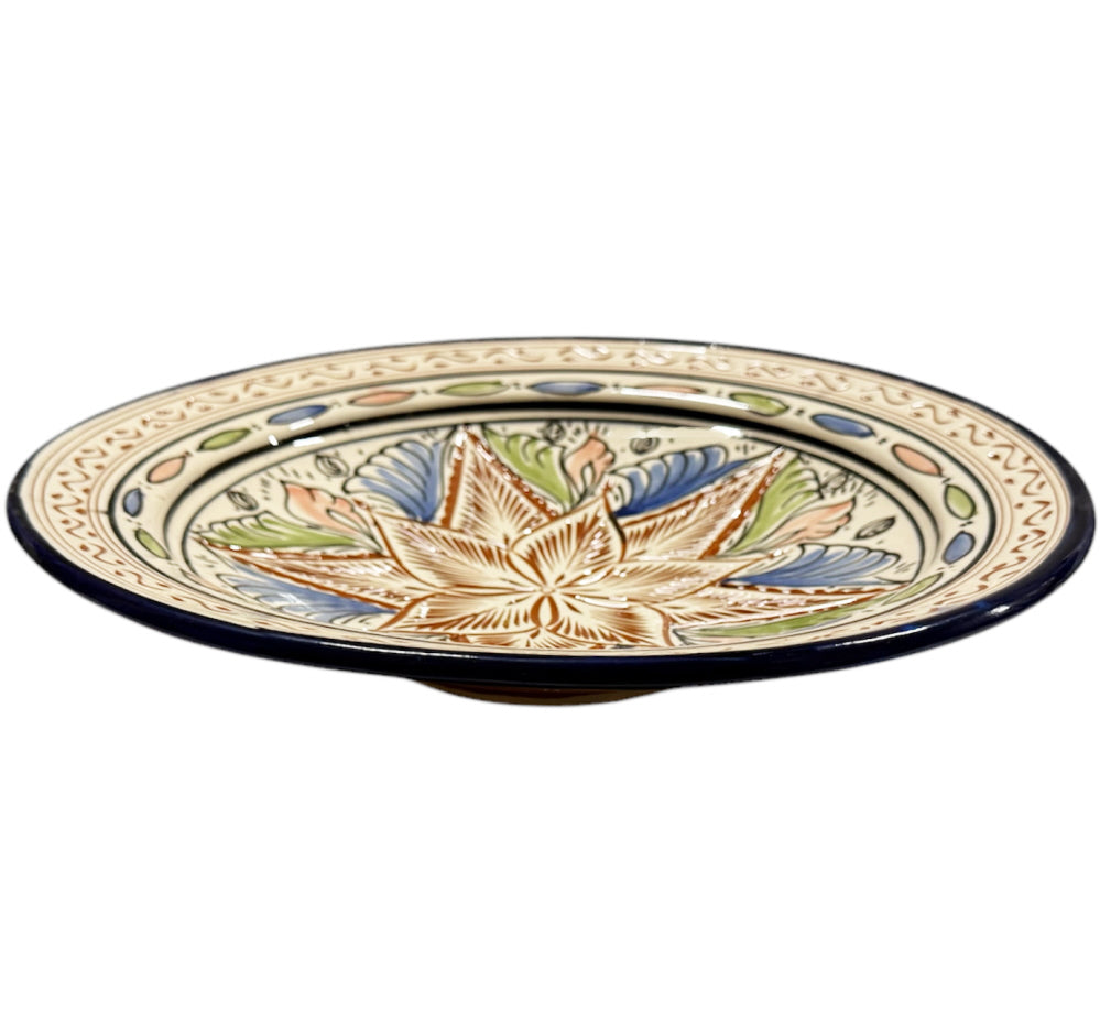 Plat marocain gravé en céramique