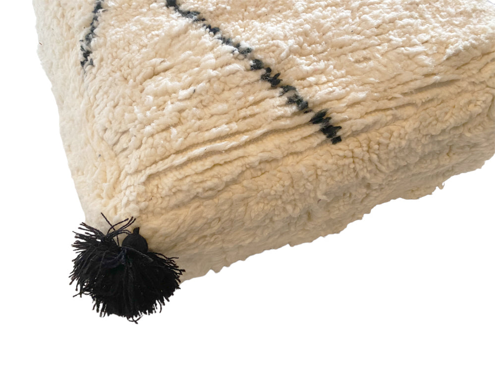 Handmade Moroccan Berber pouf (Beni Ourain)