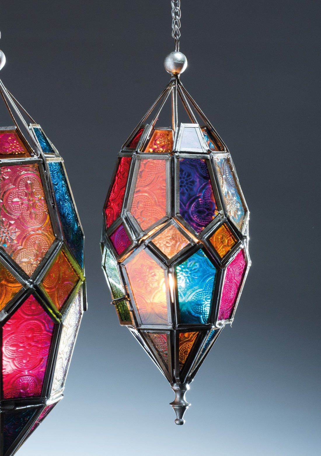 Lanterne marocaine suspendue en verre multicolore
