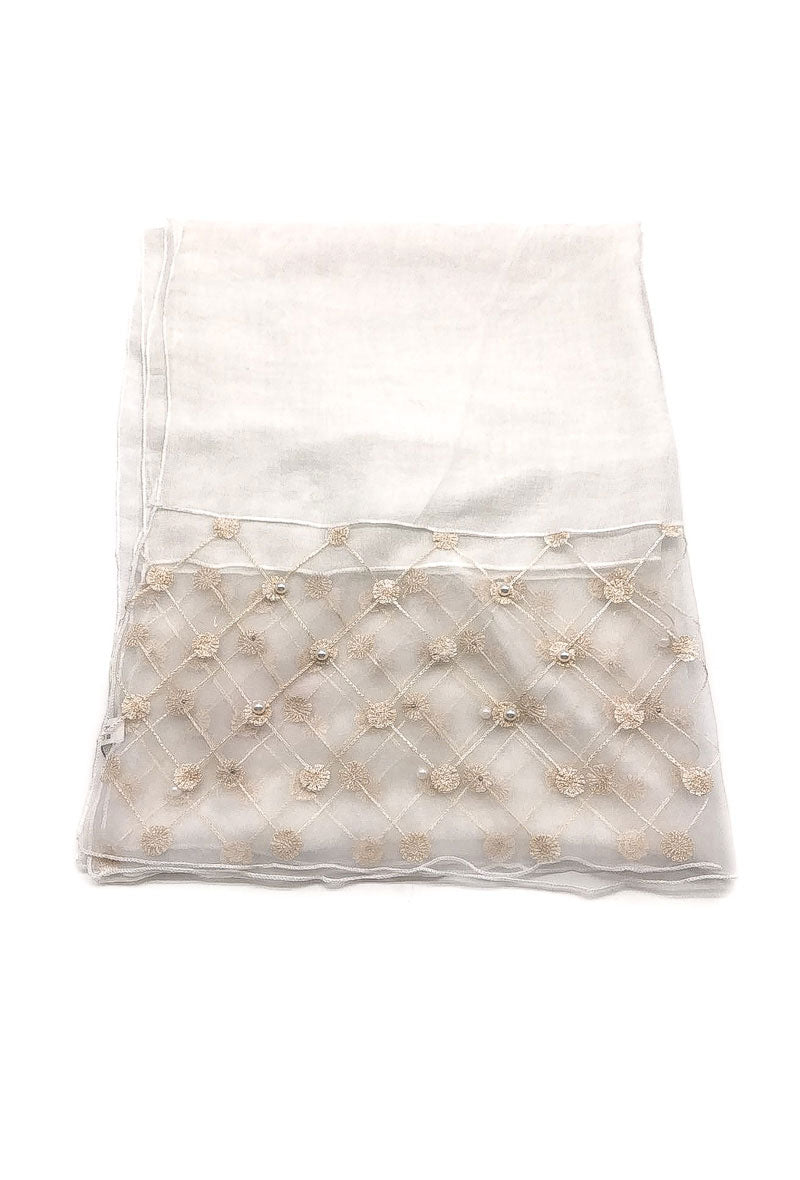 Scarf with pearl motif