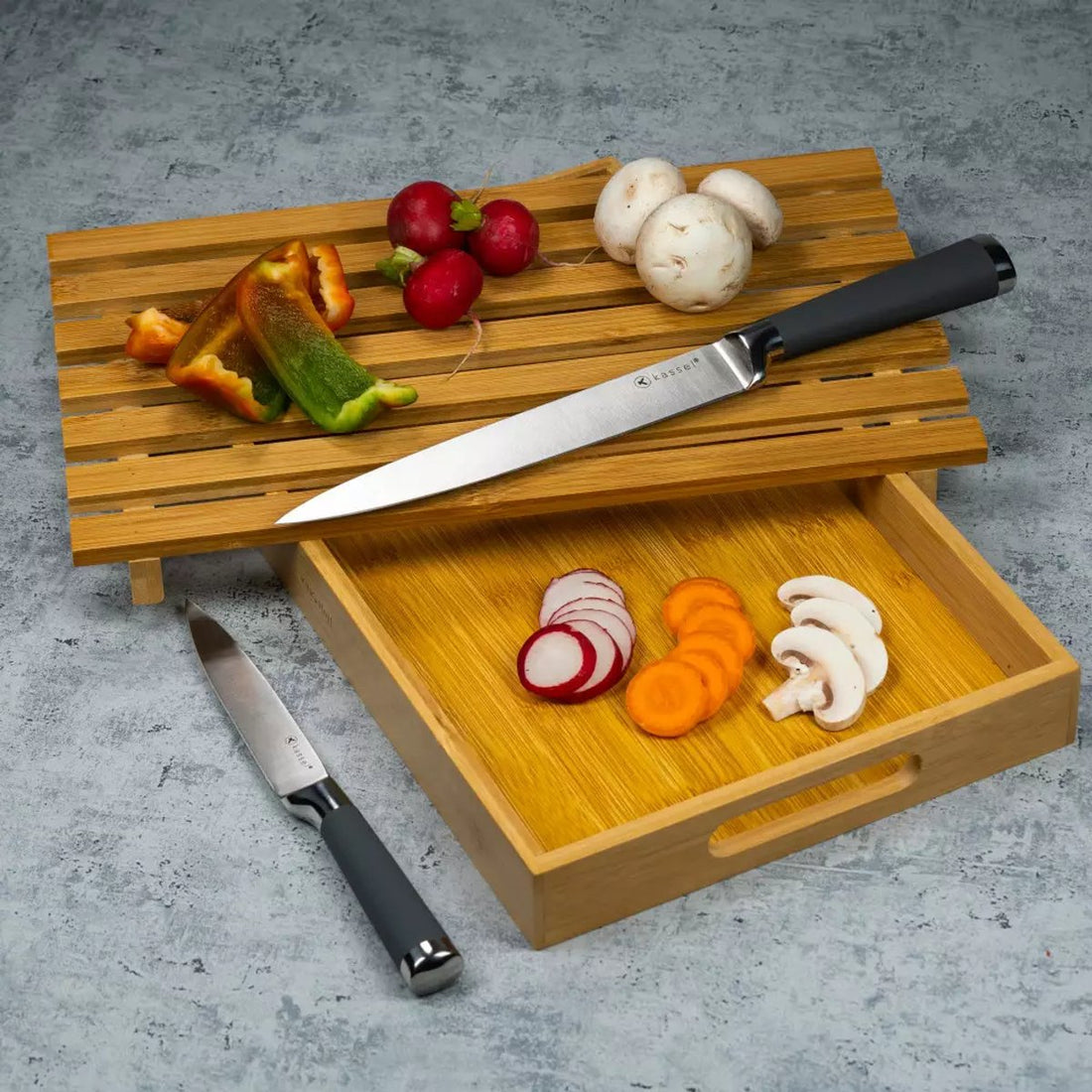 Planche à Découper avec Tiroir à Miettes - Bambou, 38 x 23 cm - Ustensile de Cuisine Durable et Fonctionnel - Planche de Service