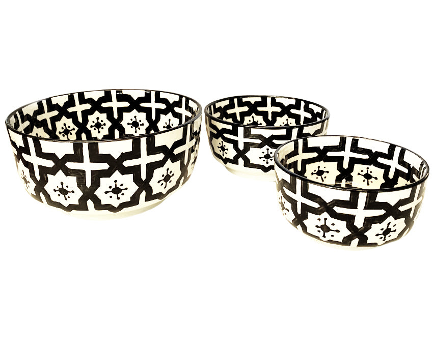 Handmade Moroccan ceramic bowl black and white