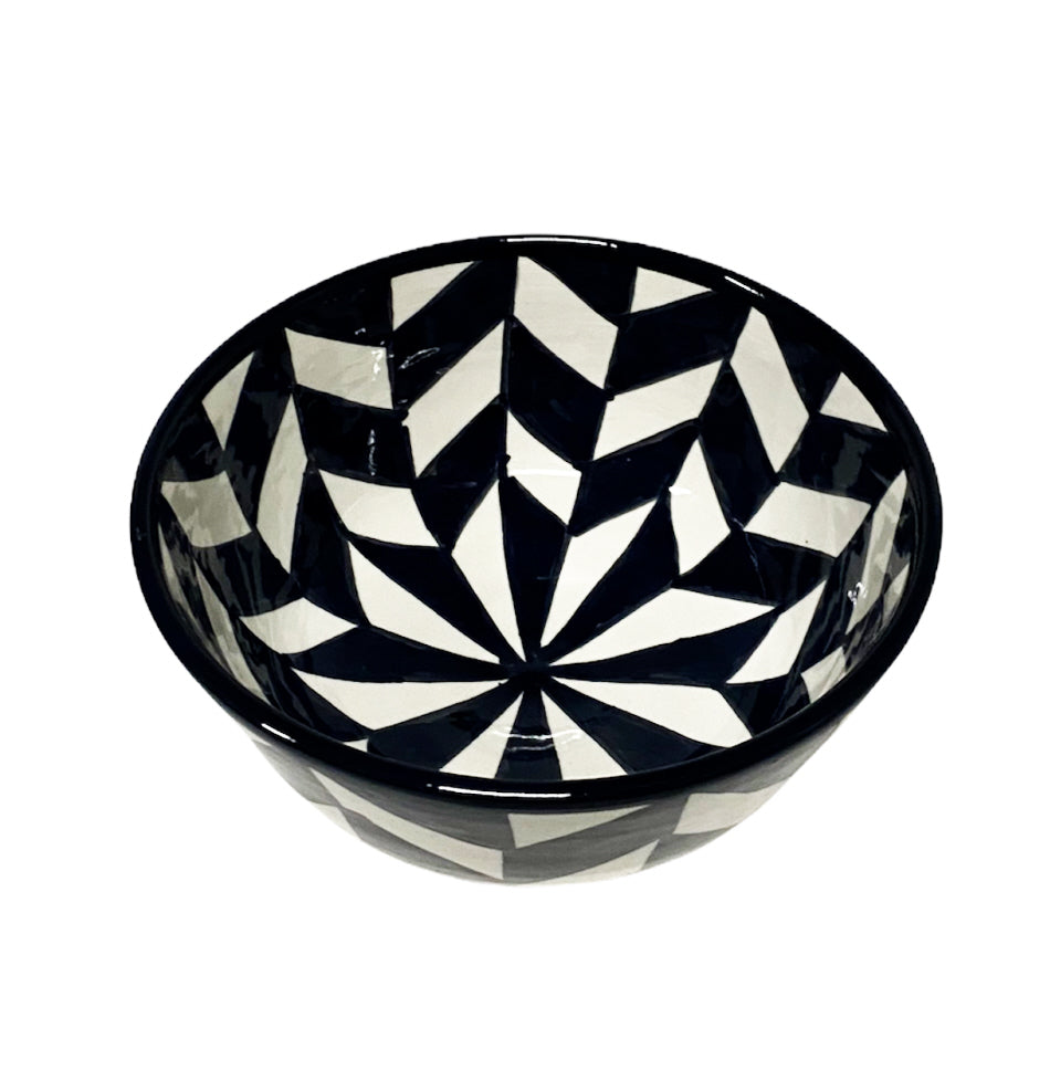 Black and white earthenware bowl