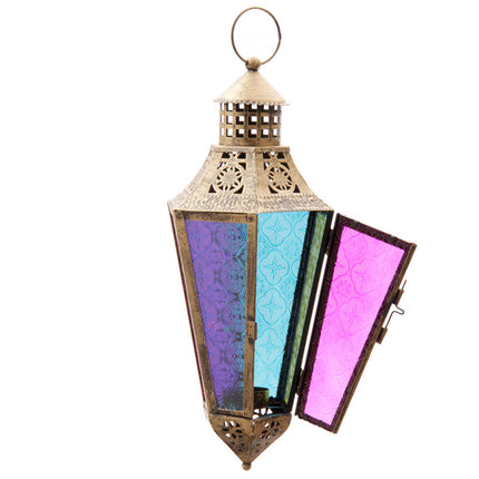 Spitze Laterne im marokkanischen Stil mit farbigem Glas