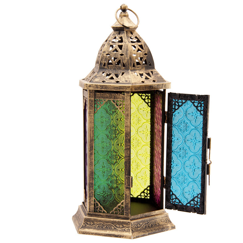 Lantern with abstract molding