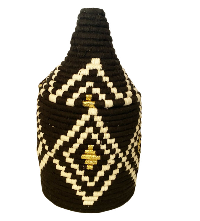 Panier en osier noir et blanc avec couvercle
