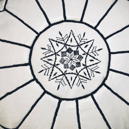 Marokkanischer Pouf weiß mit schwarz