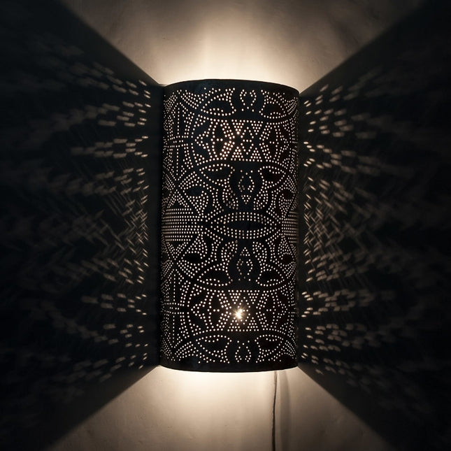 Oosterse filigrain wandlamp half cilinder zilver