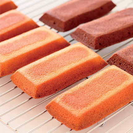 Rechteckige Silikon-Backform für 24 Mini-Financiers 5,6 x 2,5 cm (Kleingebäck)