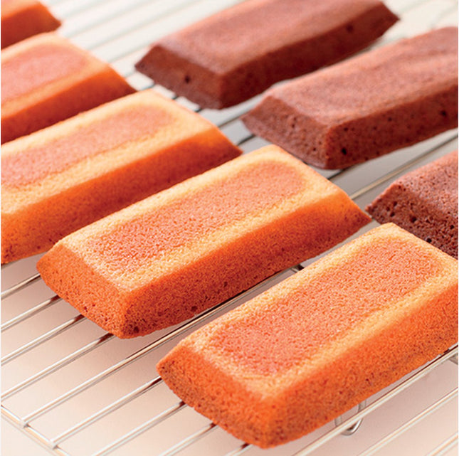 Rechteckige Silikon-Backform für 24 Mini-Financiers 5,6 x 2,5 cm (Kleingebäck)