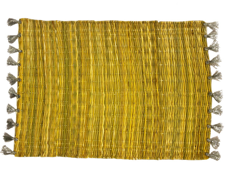 Rieten placemat met pompons – handgemaakt, 40 x 29 cm, zilver of goud – foto 2