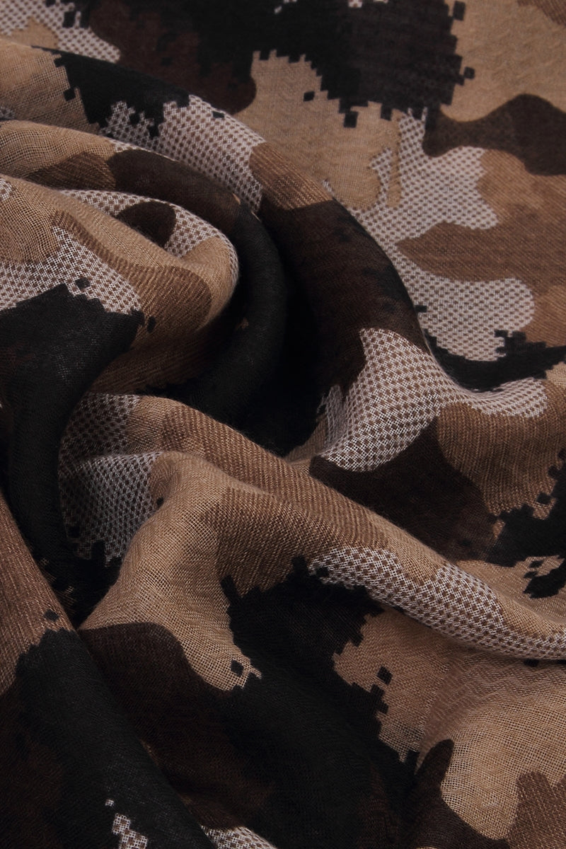 Camouflage print scarf