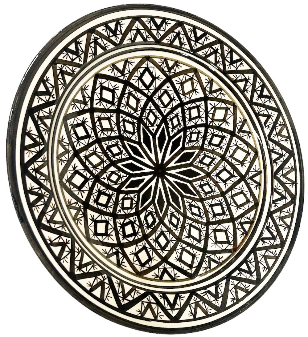 Marokkaanse schaal van aardewerk – handgemaakt, zwart-wit, Ø 35 cm