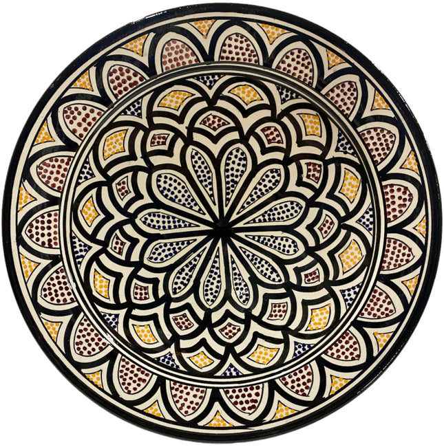 Handgemachte Keramikschale mit Motiven