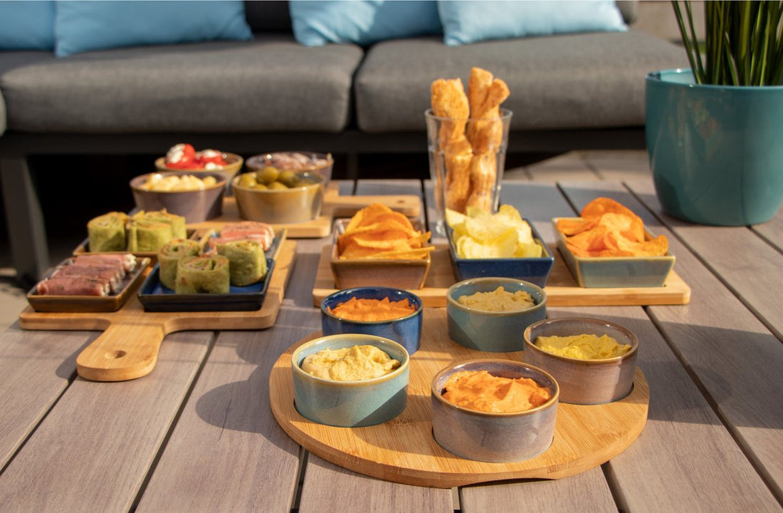 Planche de service en bambou Ø 25 cm avec 5 coupelles de luxe pour amuse-gueules/sauces/tapas