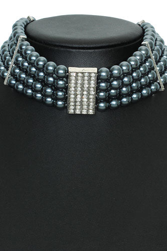 Choker ketting – korte ketting die dicht om je hals valt