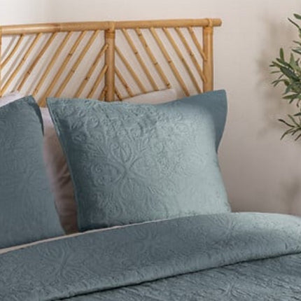 Tagesdecke Arabesque 240 x 260 cm – Mineralblau – Mit 2 Kissenbezügen – Polyester – Bettüberwurf – Schlafzimmerdecke –