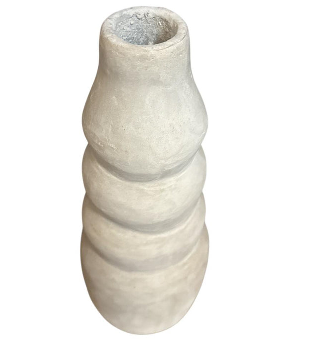 Handgemaakte Decoratieve Vaas 32 cm – Organisch Design in Natuursteenlook