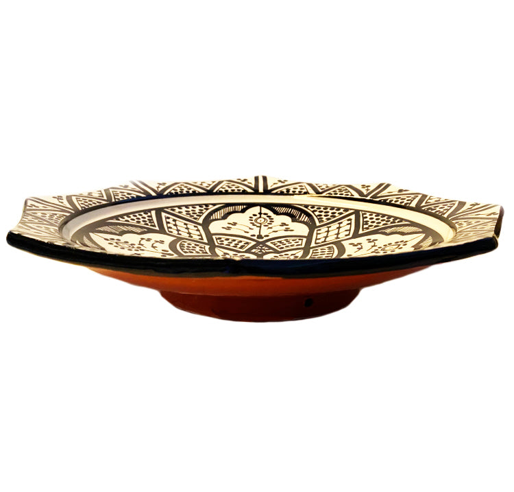 Assiette en faïence octogonale Ø25