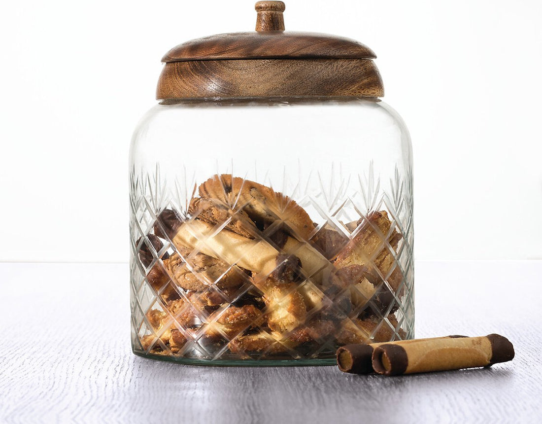 Bocaux en verre avec couvercle en bois
