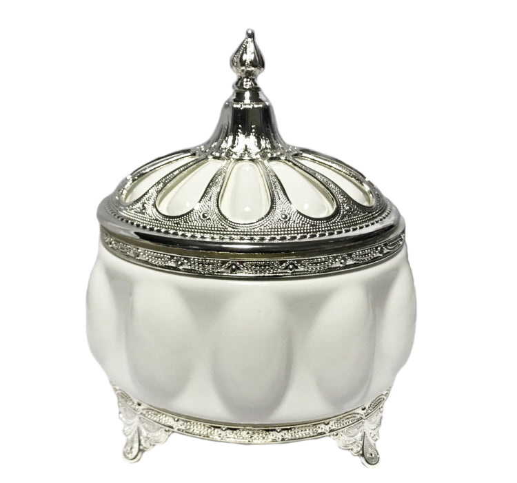 Pot de conservation en porcelaine argenté